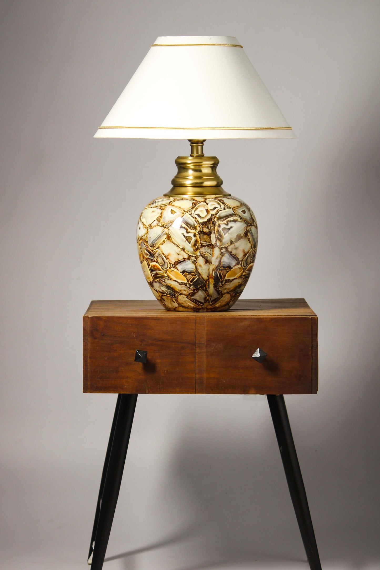 Enchant Glow Elegance Golden Ceramic Table Lamp