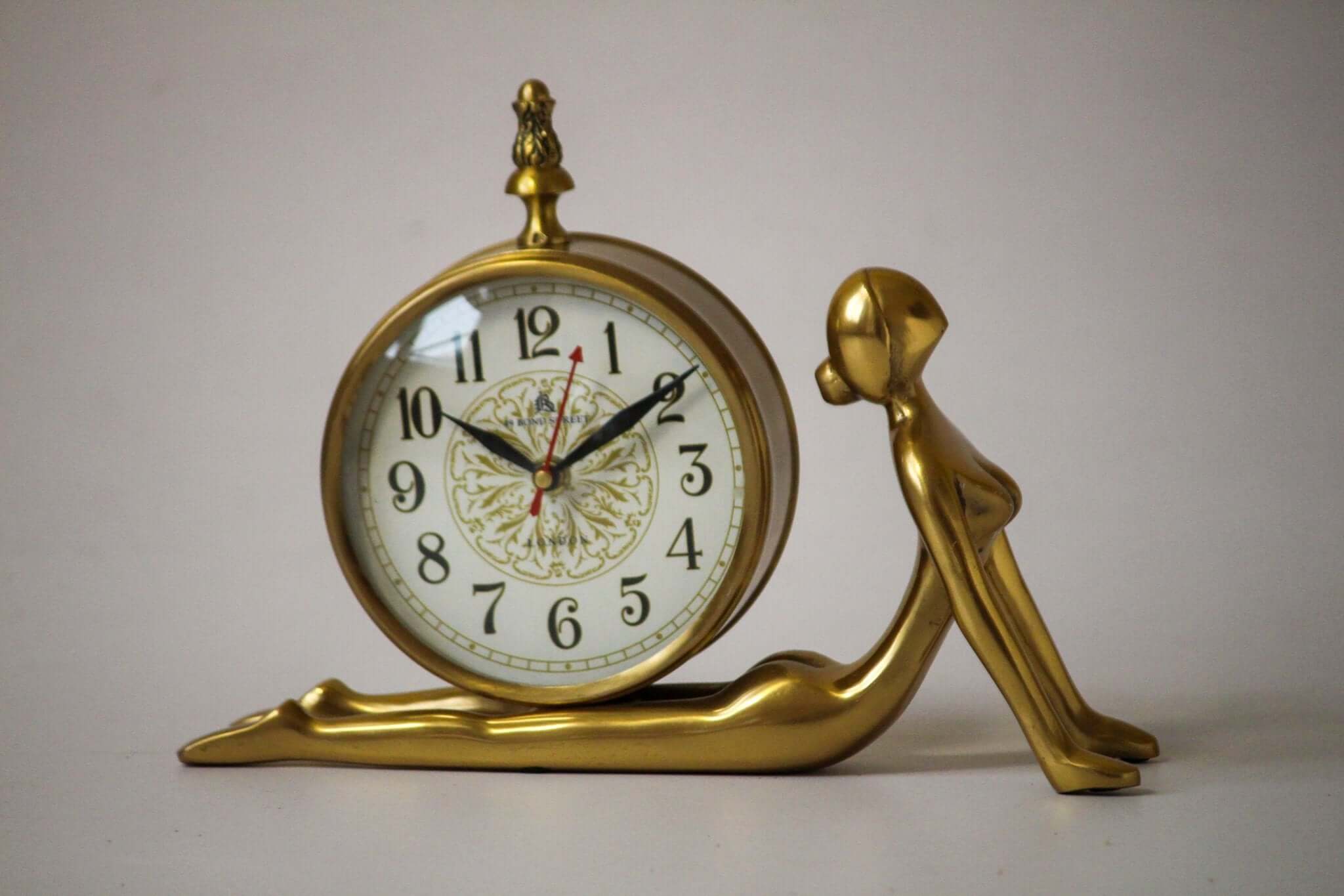 Lady Yoga - Inspired Table Clock - The Rookh