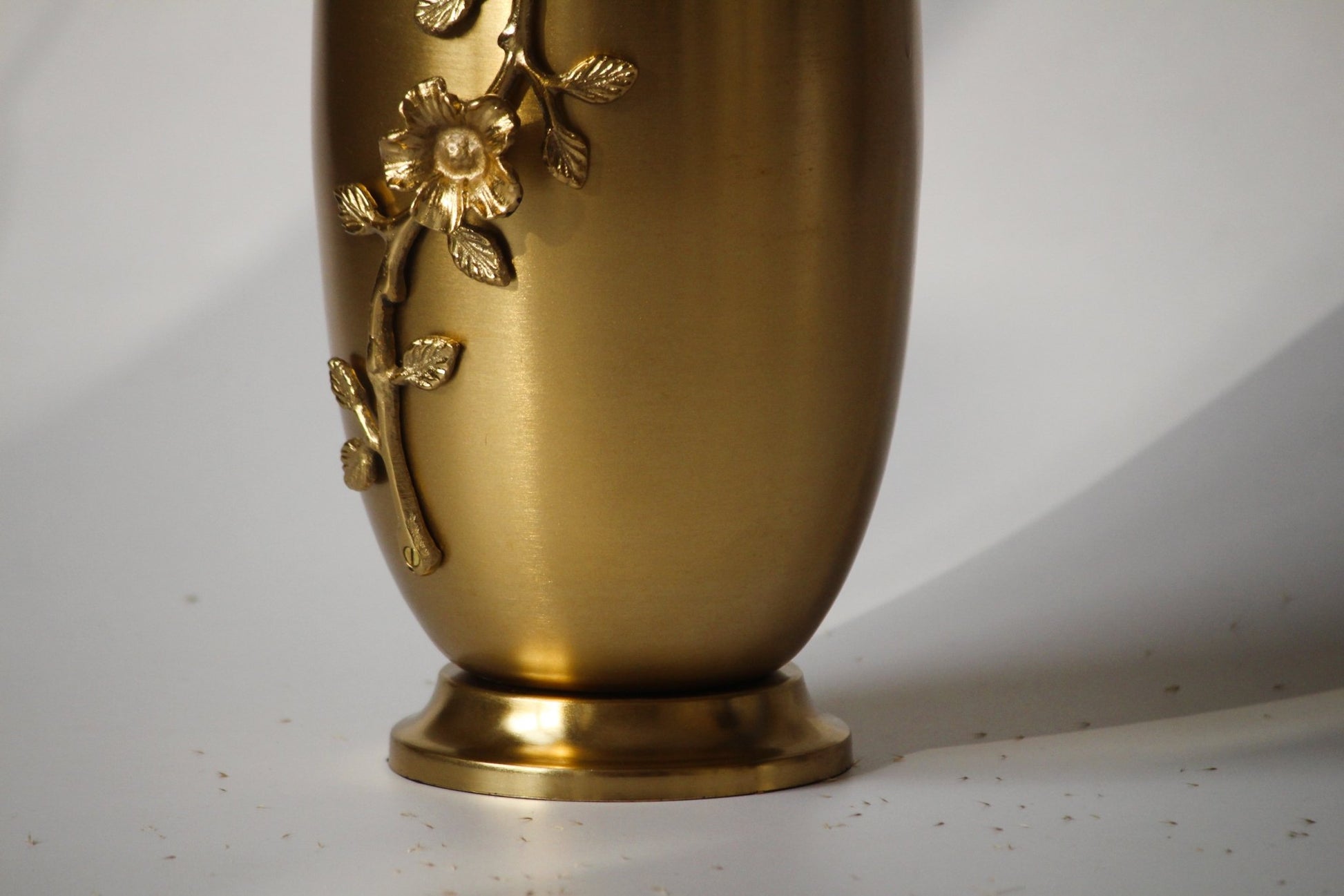 Luxury in Bloom Glossy Gold Flower Vase - The Rookh