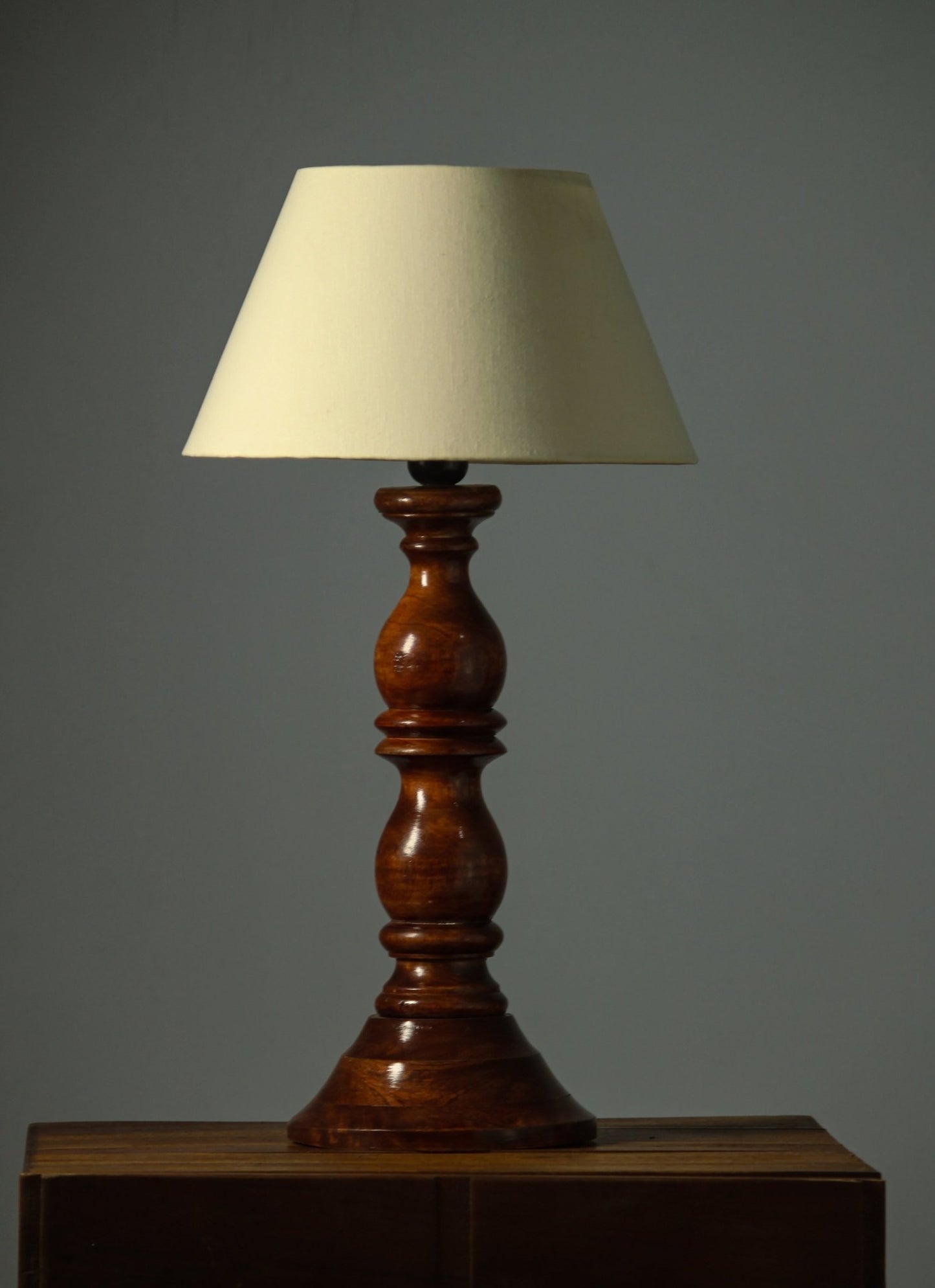 Shion Wooden Table Lamp - The Rookh